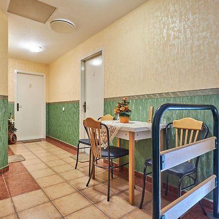 Ada Apartmanhaz Hajdúszoboszló 外观 照片
