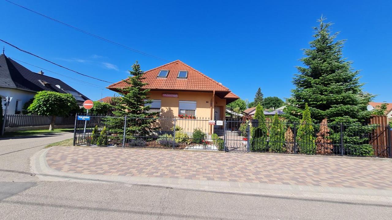 Ada Apartmanhaz Hajdúszoboszló 外观 照片