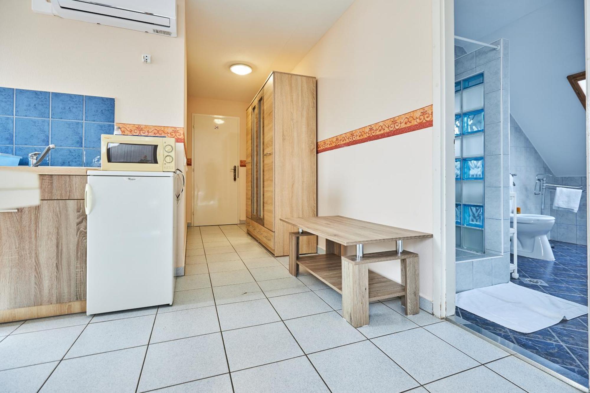 Ada Apartmanhaz Hajdúszoboszló 外观 照片